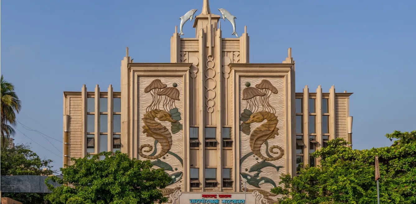 Art Deco Architecture History, Characteristics and Examples
